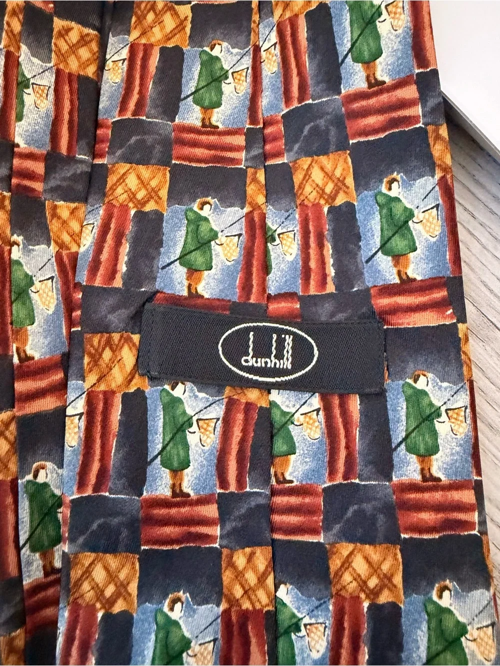 Designer Patterned Silk Tie in Green and Navy - Dunhill